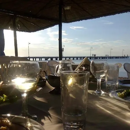 Lägenhet Seaside Bliss Agia Trias